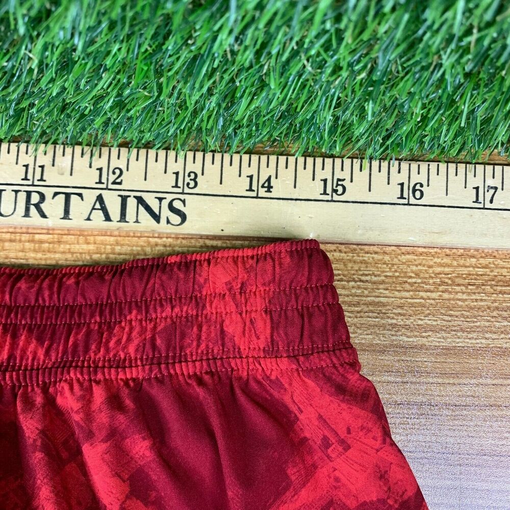 Lululemon Pace Breaker 9 Inch Shorts Mens L Red lined camo jungle - Picture 6 of 9